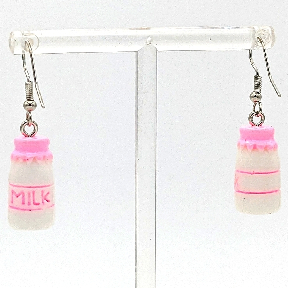 💘 Strawberry Milk Earrings 💘